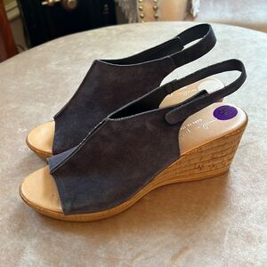 Mika Paola Made in Italy Sz 8.5 Blue suede Leather Miles Velcro Strap Cork